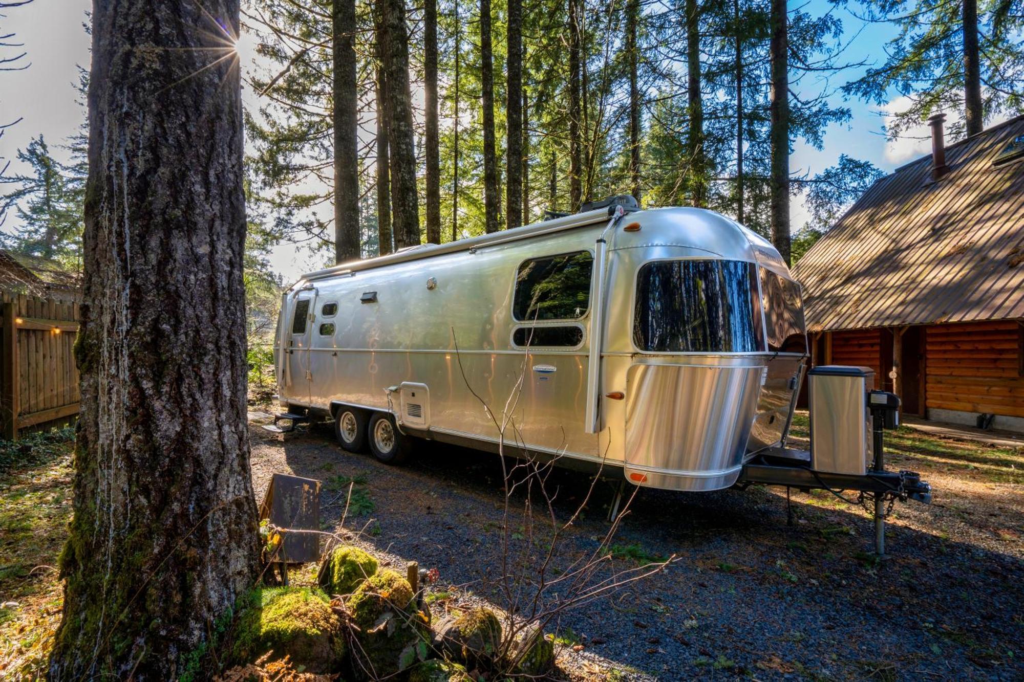 Mt Hood Log Cabin! Fresh Remodel With Airstream 2 Villa Mount Hood Village Екстериор снимка