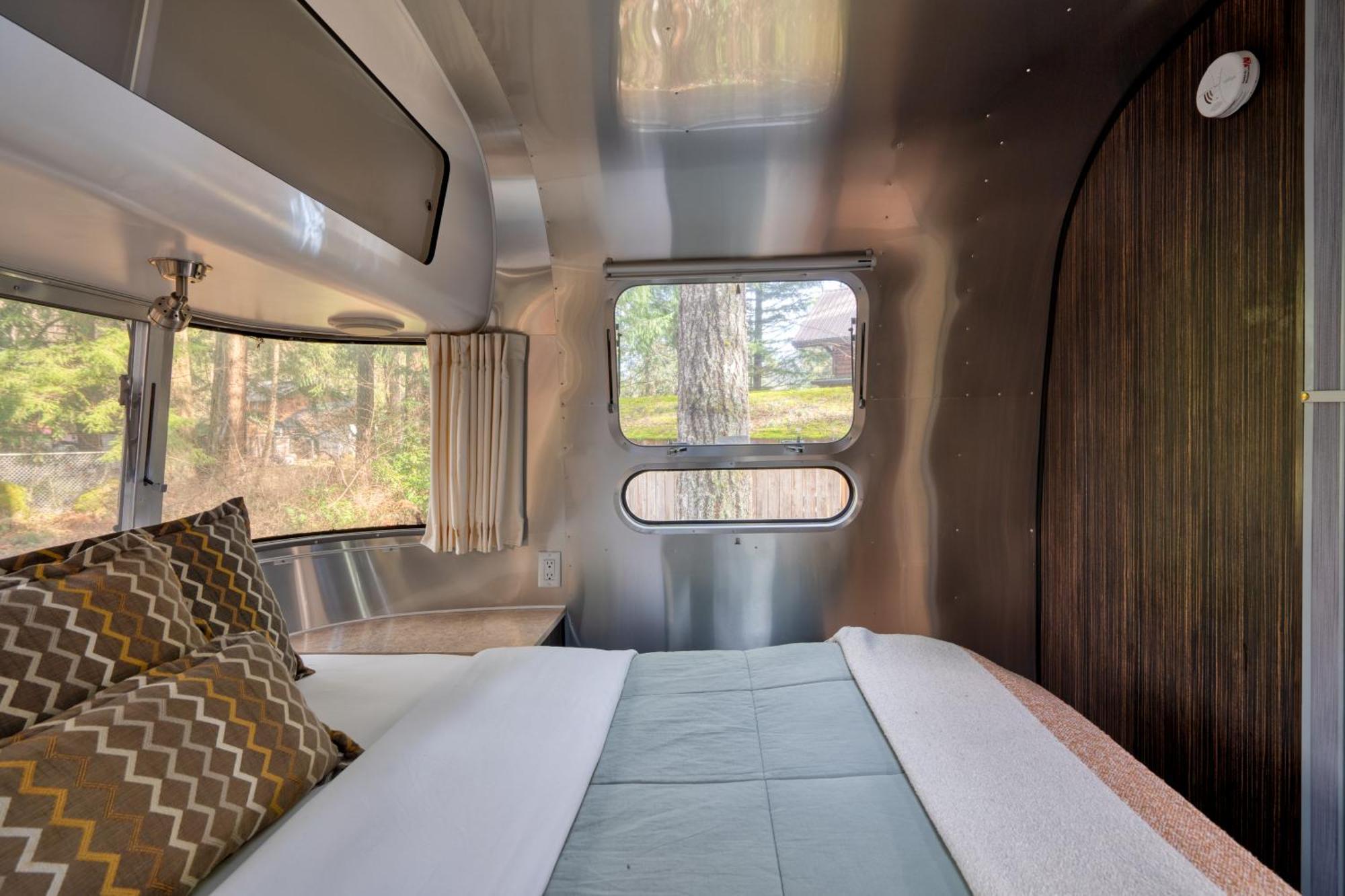 Mt Hood Log Cabin! Fresh Remodel With Airstream 2 Villa Mount Hood Village Екстериор снимка